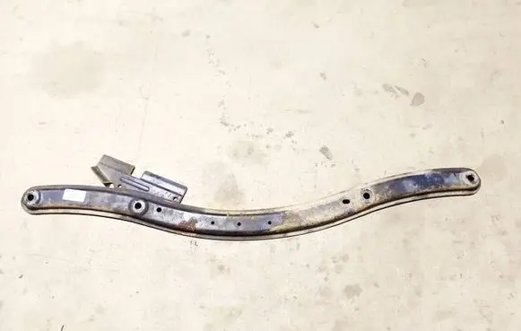 Ford C-MAX I Radiator mount bracket 