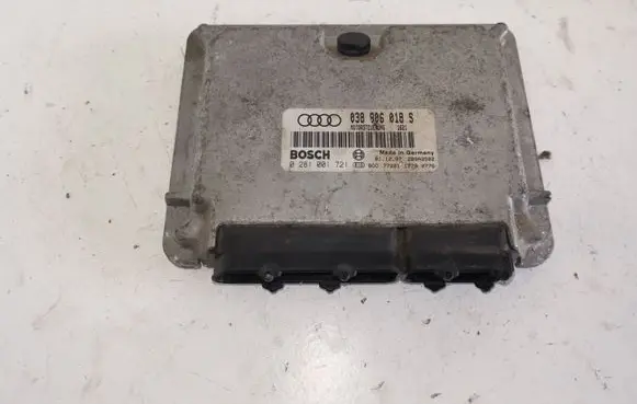 Audi A4 S4 B5 8D Engine control unit/module 038906018S 0281001721