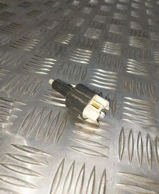 Mitsubishi Pajero Brake pedal sensor switch