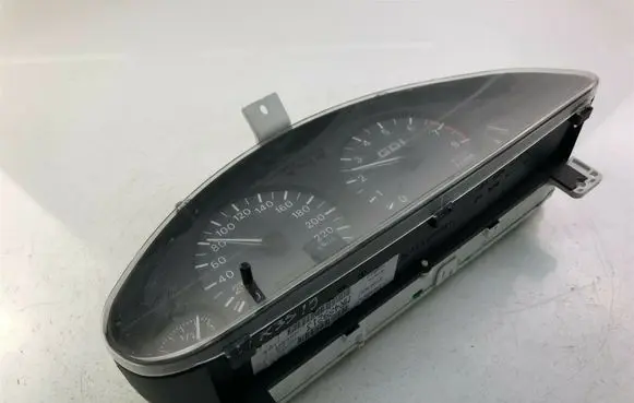 Mitsubishi Space Star Speedometer (instrument cluster) MR489213 K3519