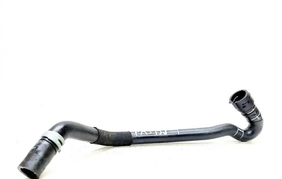 Volkswagen PASSAT B8 Engine coolant pipe/hose 5Q0820507M