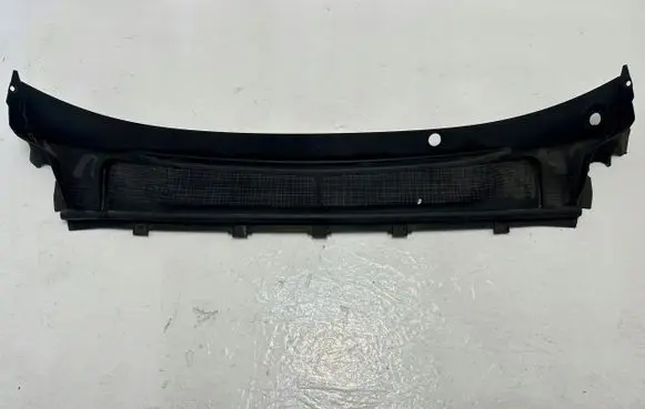 Ford Puma Wiper trim L1TB50222
