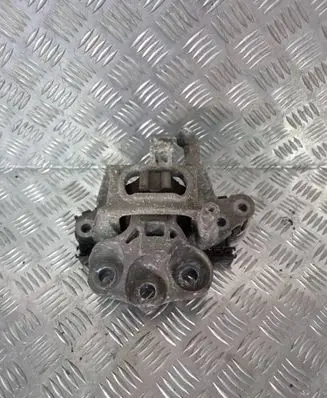 Opel Astra K Engine mount bracket 39070281