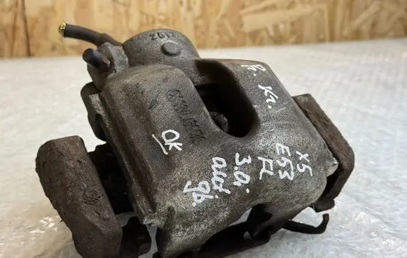 BMW X5 E53 Front brake caliper 