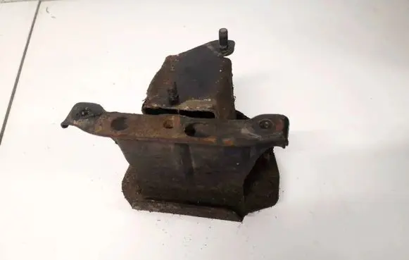 Mazda 626 Front bumper mounting bracket