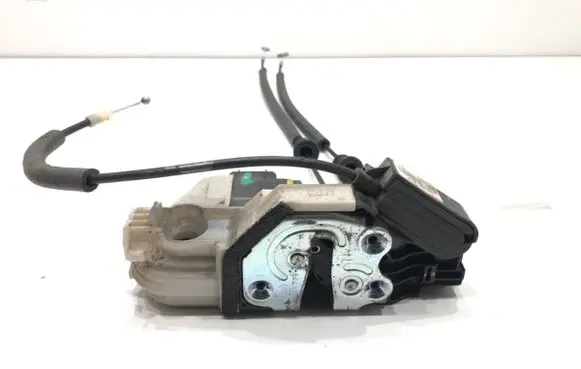 Hyundai Santa Fe Front door lock 81320-2W010