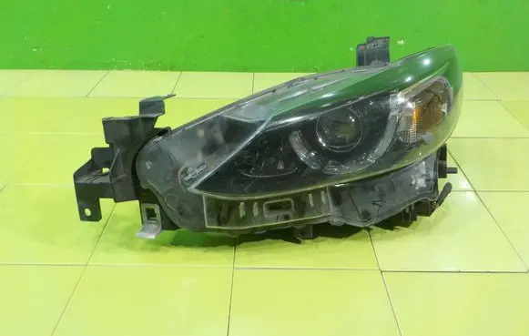 Mazda 6 Headlight/headlamp PRZOD
