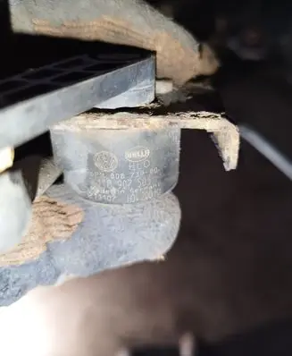 Rear air suspension level height sensor