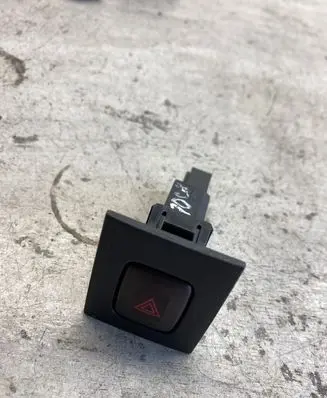 Volvo V70 Hazard light switch 30710106