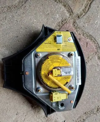 Toyota RAV 4 (XA20) Steering wheel airbag 8419802
