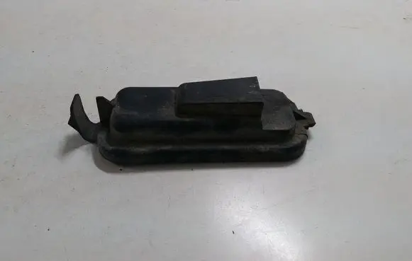 Headlight/headlamp dust cover