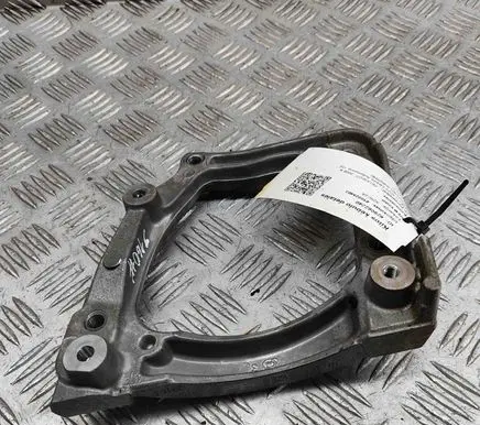 Peugeot 2008 II A/C compressor mount bracket 9828841380