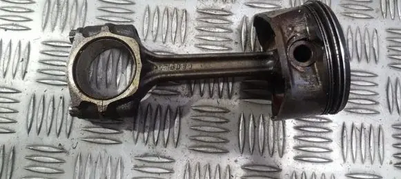 Rover 414 - 416 - 420 Piston with connecting rod LFF101250