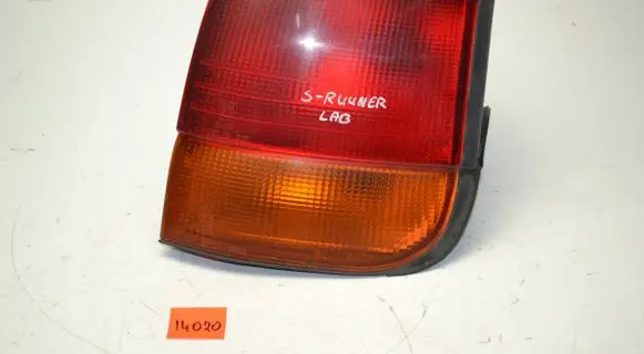 Mitsubishi Space Runner Rear/tail lights 0431550R 01396 0139601396