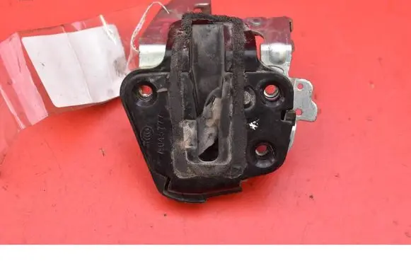 Hyundai H-1, Starex, Satellite Rear door lock