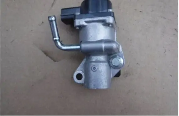 Ford C-MAX II EGR valve DS7E9D475AB