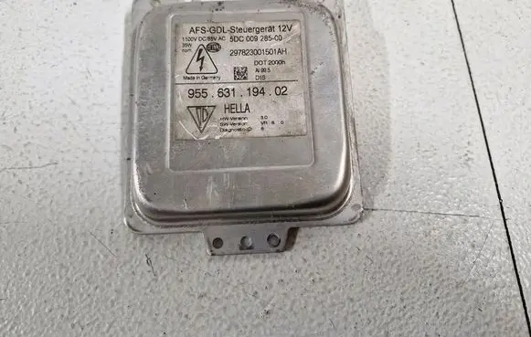 Porsche Cayenne (9PA) Voltage converter/converter module 