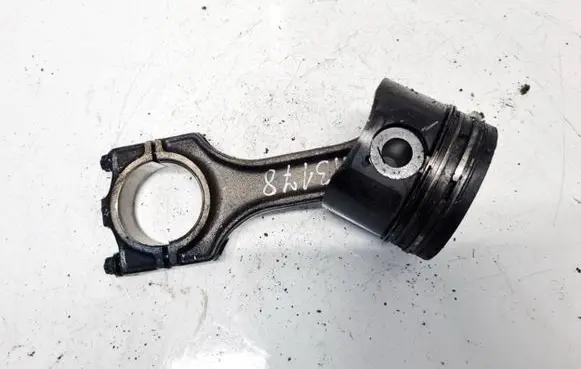 Land Rover Range Rover P38A Piston with connecting rod