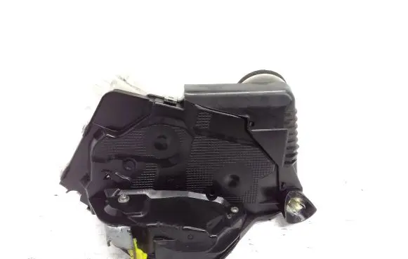 Subaru XV II Front door lock M5613480