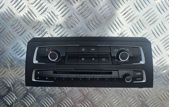 BMW 3 F30 F35 F31 Climate control unit 9207197