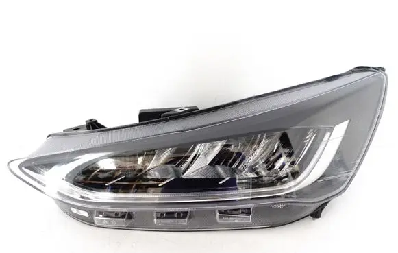 Ford Focus Headlight/headlamp NX7B13E015CF
