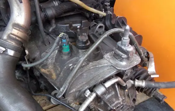Renault Trafic III (X82) Manual 6 speed gearbox PF6050 20MB49