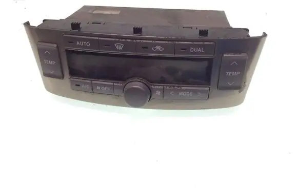 Toyota Avensis T250 Climate control unit 5590005200