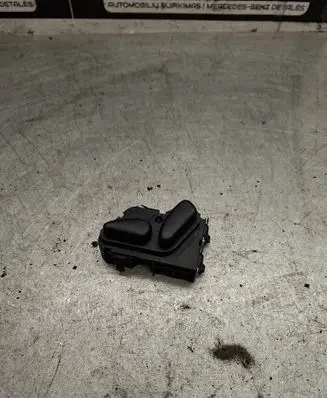 Mercedes-Benz E W210 Seat control switch 2108213851 03463815