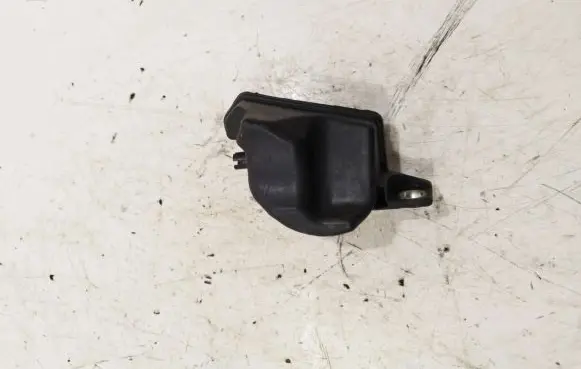 Volvo V50 Vacuum air tank 