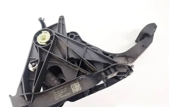 Seat Leon (5F) Clutch pedal 5Q2721059HC