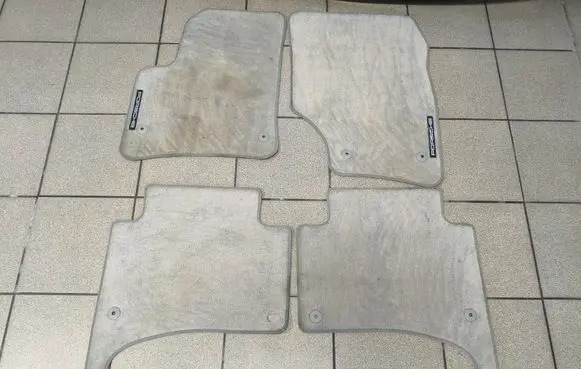 Porsche Cayenne (9PA) Car floor mat set 