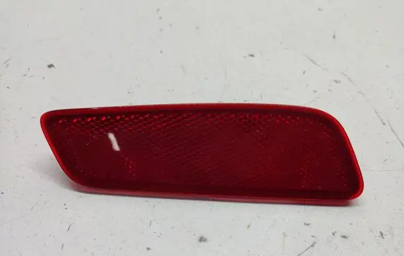 Opel Mokka B Rear tail light reflector 3202001780 9835790680