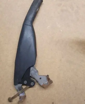 Volkswagen Golf III Hand brake release handle 1H0711303 1H0711461