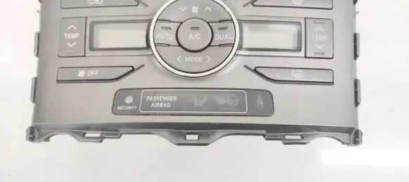 Toyota Auris 150 Climate control unit 5590002231 55900-02221