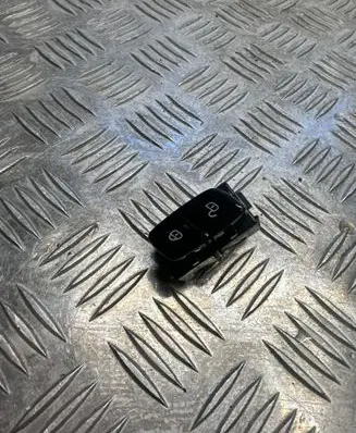 Volvo XC90 Central locking switch button 