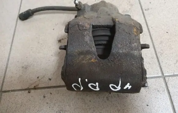 Volkswagen Up Front brake caliper