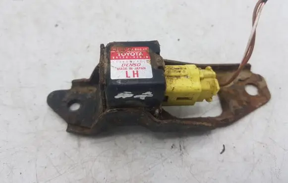 Toyota RAV 4 (XA20) Airbag control unit/module 8917442030 1876004210