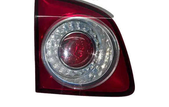 Volkswagen Golf Plus Tailgate rear/tail lights 5M0945093L 89033599 8903456