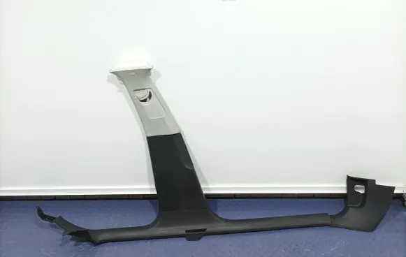 Skoda Superb B8 (3V) Other sill/pillar trim element 3V0853371A