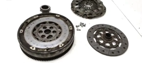 BMW Z4 E85 E86 Clutch set kit 21217524197 7524197