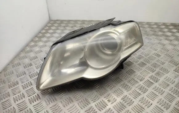 Volkswagen PASSAT B6 Headlight/headlamp 3C0941005Q