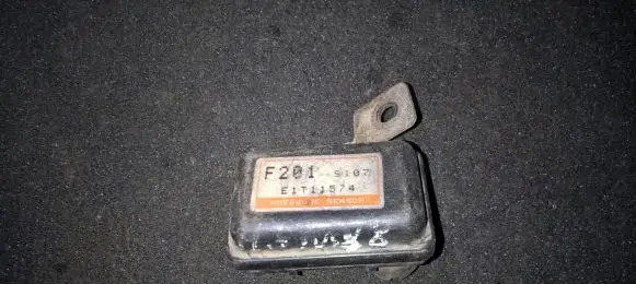 Mazda 626 Air pressure sensor e1t11574 f2019107