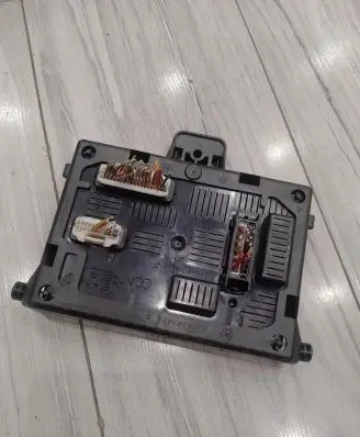 Renault Clio III Other control units/modules 8200652285
