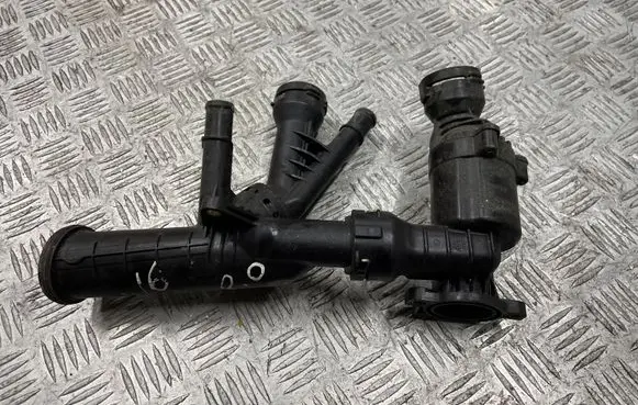 Thermostat/thermostat housing