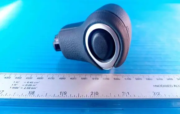 Toyota Sienna XL40 IV Gear lever shifter trim leather/knob F28W