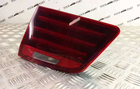 BMW 5 F10 F11 Tailgate rear/tail lights 7306164