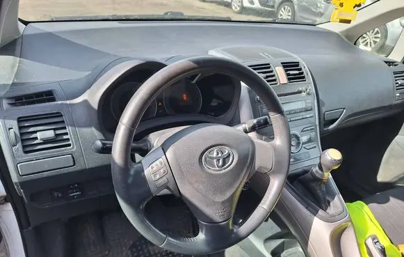 Toyota Auris 150 Airbag set with panel AURISE15KONSOLA