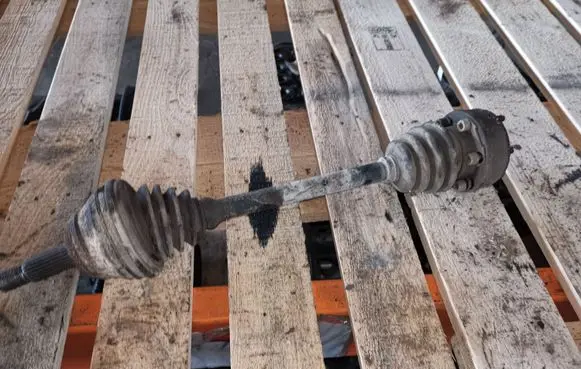 Volkswagen Caddy Front driveshaft