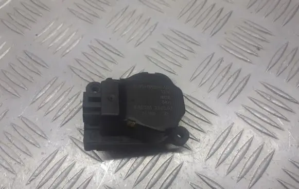 Ford Focus A/C air flow flap actuator/motor 3M5H-19E616-AB