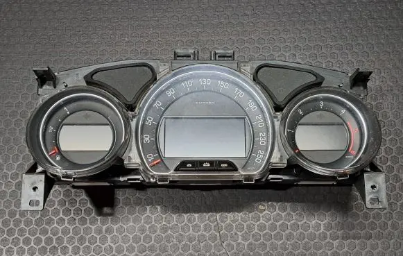 Citroen C5 Speedometer (instrument cluster) 9665560480